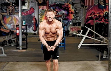 5 sai lầm khiến cơ ngực tập mãi không phát triển