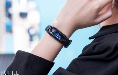 Ảnh trên tay thực tế của Xiaomi Mi Band 5