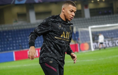 PSG ra mắt đầy đủ BST áo kết hợp cùng nhãn hiệu Jordan