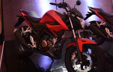 Honda CB150R StreetFire 2018 có giá xấp xỉ 43 triệu đồng