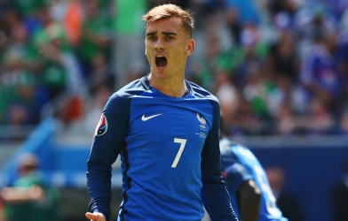 Griezmann gia hạn hợp đồng với Atletico Madrid ngay trong World Cup