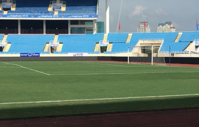 Sân Mỹ Đình lần đầu tiên lắp bảng quảng cáo điện tử