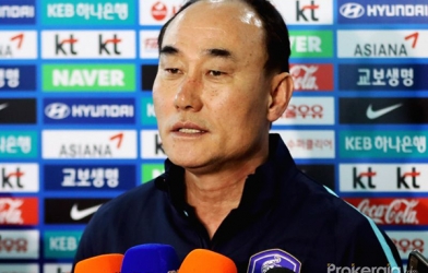 HLV Hàn Quốc: 'Tôi thật sự hối hận'