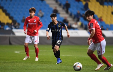 FC Seoul vs Incheon: Công Phượng sẽ làm gì để giải cứu Incheon?