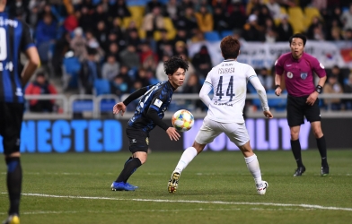 Incheon vs Seongnam: Khi Incheon chơi giống ĐT Việt Nam