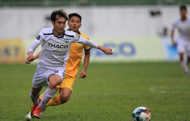 HAGL nguy cơ mất Văn Toàn trong chuyến làm khách trước SLNA