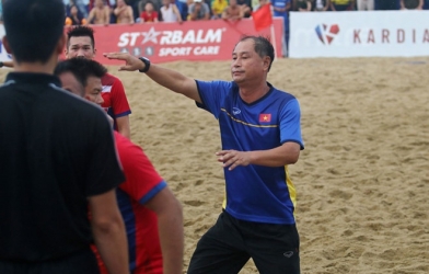 HLV bóng đá Khánh Hòa nhận án phạt nặng vì dàn xếp tỉ số