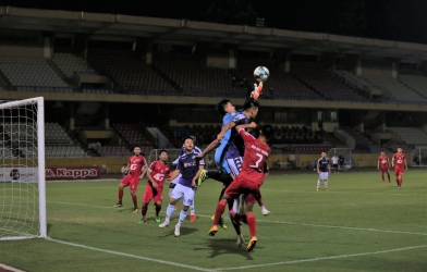 Cơn mưa bàn thắng và màn ngược dòng ngoạn mục của Hà Nội trong trận derby thủ đô