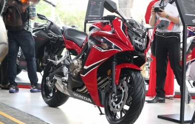 Điểm mặt loạt xe Moto Honda đầu tiên được bày bán tại Cửa hàng Mô tô Honda