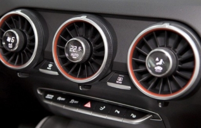 Cách bảo dưỡng điều hòa ô tô