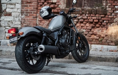 Honda Rebel 500 giá 180 triệu đồng mê hoặc biker Việt