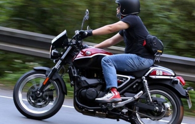 Bỏ túi kinh nghiệm lái xe côn tay đơn giản nhất