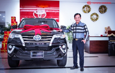 Quang Tèo mua xe Fortuner mới để 'đổi vận'