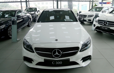 Khám phá chi tiết xe Mercedes-Benz C300 2019