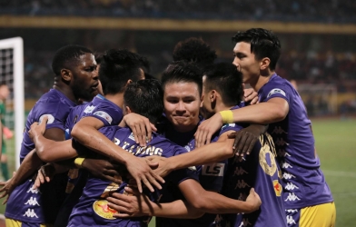 VIDEO: Bàn thắng một chạm tinh tế của Quang Hải vào lưới Quảng Ninh