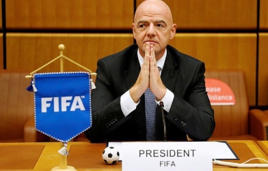 Chủ tịch FIFA hết lời khen ngợi tân vương V-League 2020