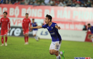 VIDEO: Quả bóng Vàng Việt Nam ghi bàn cho Hà Nội FC