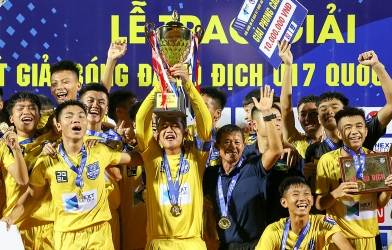 Cầu thủ vô địch Giải U17 QG bất ngờ giải nghệ ở ... tuổi 17