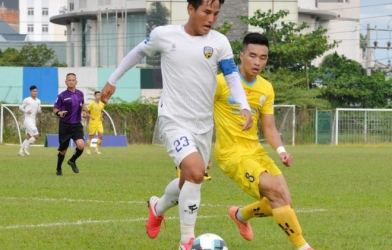 Bóng đá Việt Nam bất ngờ có trận đấu buổi sáng