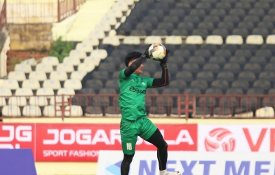 SLNA giữ chân thành công thủ môn U23 Việt Nam?