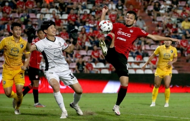 ĐHTB Thai League thiếu vắng Văn Lâm