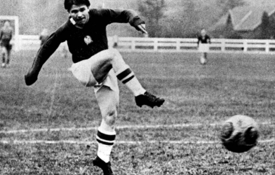 Puskas và những số 10 xuất sắc nhất lịch sử World Cup