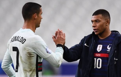 Mbappe gửi thông điệp đến Ronaldo sau đại chiến