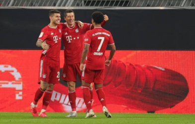 Bayern Munich nhấn chìm Dortmund trong cơn mưa bàn thắng