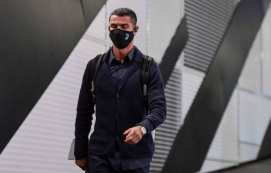 Tổ chức họp khẩn, ‘gã khổng lồ’ ấn định thương vụ Ronaldo