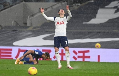 Tottenham có thất bại thứ 3 liên tiếp tại Ngoại hạng Anh