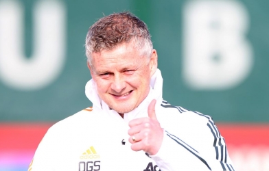 MU chính thức ký hợp đồng với ngôi sao từng ăn tập ở Việt Nam