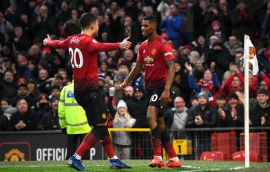 Đả bại Brighton, MU phả hơi nóng lên top 4