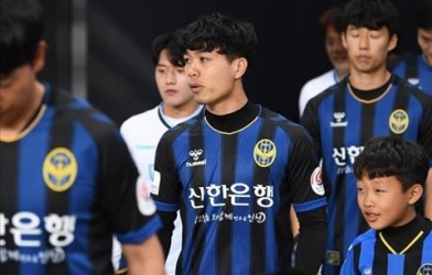Đội hình chính thức Incheon vs Pohang: Công Phượng đá chính