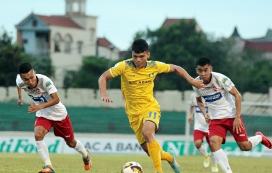 Chơi bế tắc, SLNA mất cơ hội áp sát Hà Nội trên BXH V-League