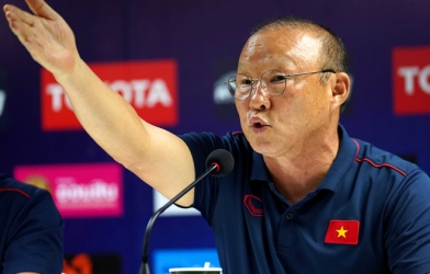 Hàng công ĐT Việt Nam: Cơn đau đầu của thầy Park