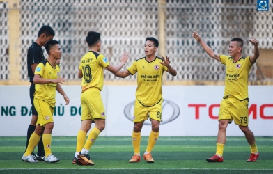 Gia Việt thua đang tiếc, EOC giành vé vào chung kết VPL S1