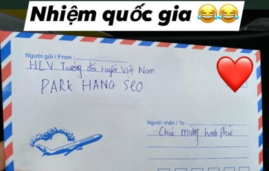 HLV Park nhờ Đình Trọng gửi phong bì mừng cưới Duy Mạnh