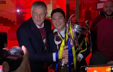 AFC vinh danh ông chủ người Việt trong top 7 người quyền lực