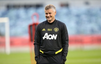 VIDEO: Nhìn thầy Solskjaer thế này, cầu thủ MU nên xấu hổ