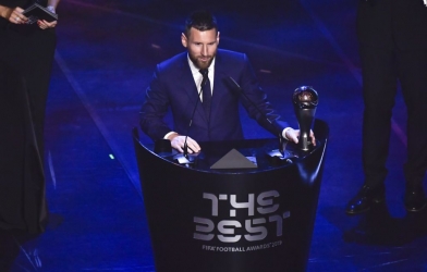 FIFA CHÍNH THỨC lên tiếng vụ phiếu bầu Messi