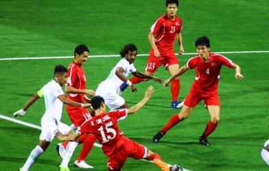 Đồng đội Ronaldo nổ súng, Triều Tiên vẫn nhận thất bại lịch sử