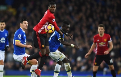 HLV Ferguson chắc chắn sẽ đối đầu MU