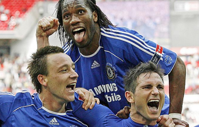 Huyền thoại Chelsea chúc mừng Liverpool sau trận thua tan hoang