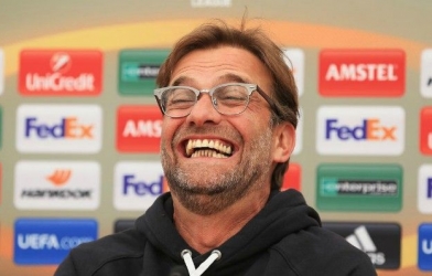 Các khoảnh khắc hài hước nhất bóng đá 10 năm qua (phần 2)