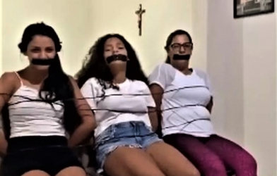 Đồng đội HLV Campuchia 'bắt cóc' người nhà vì Covid-19