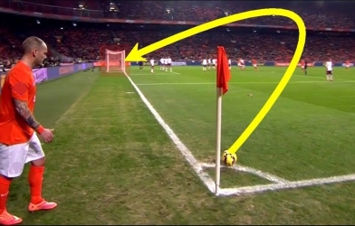 VIDEO: Cầu thủ sút phạt góc thành bàn hay nhất lịch sử