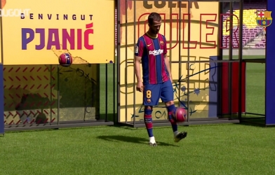 VIDEO: Tân nhạc trưởng Barca ra mắt CĐV