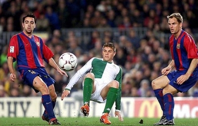 CHÍNH THỨC: Cựu sao Barca tiếp quản ghế cũ của Koeman