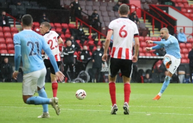 Hàng công vô duyên nhưng Man City vẫn có 3 điểm
