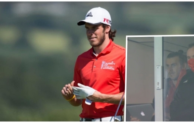 Bale bị nghi xem đánh golf trong trận Wales đấu với Mỹ
